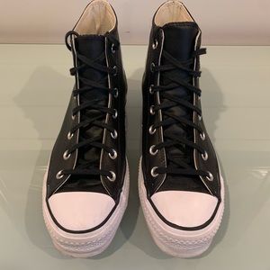 Black leather Converse, size 9 1/2